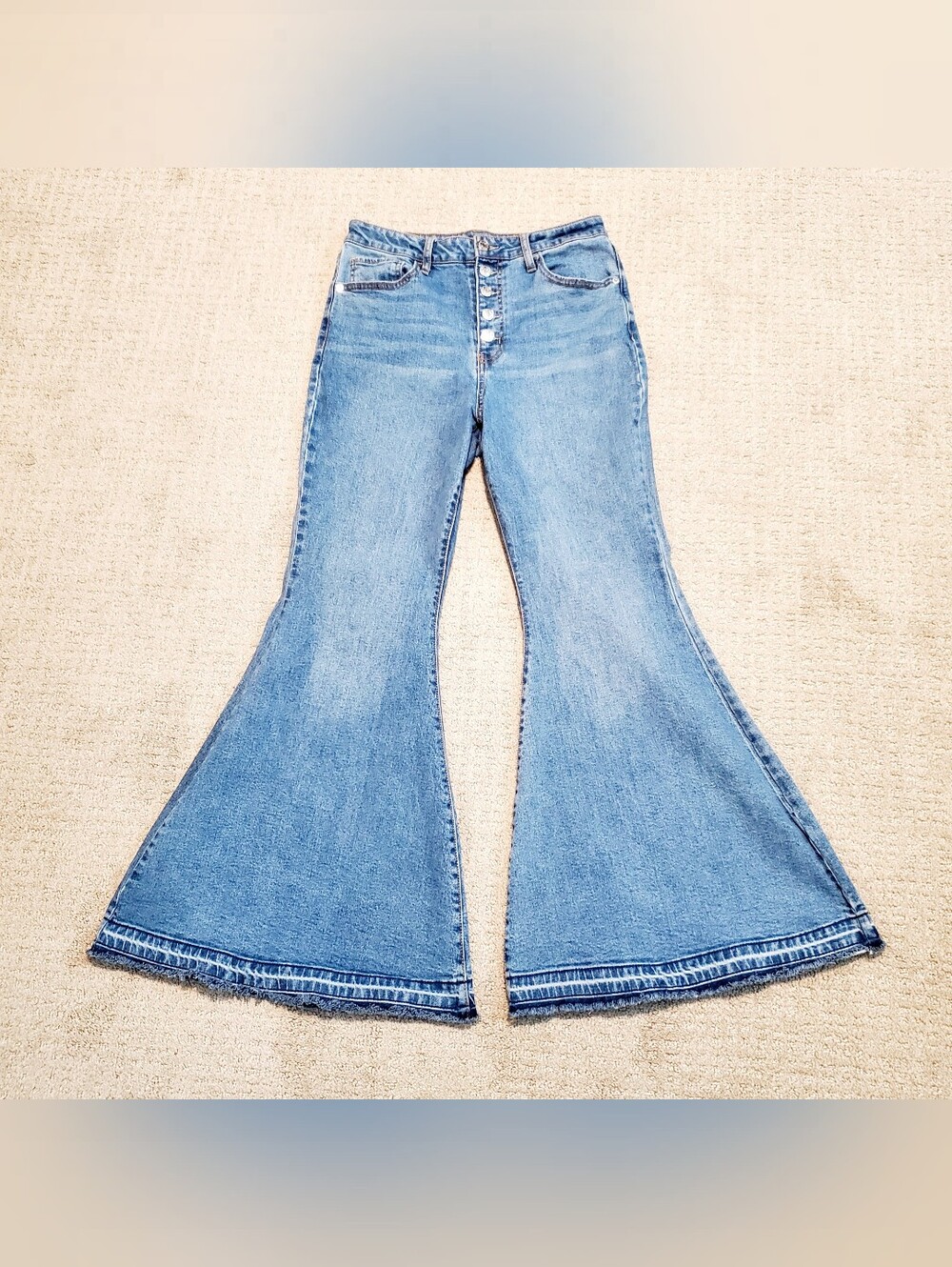 High-rise extreme flare jeans Wild Fable Button-Front 10
